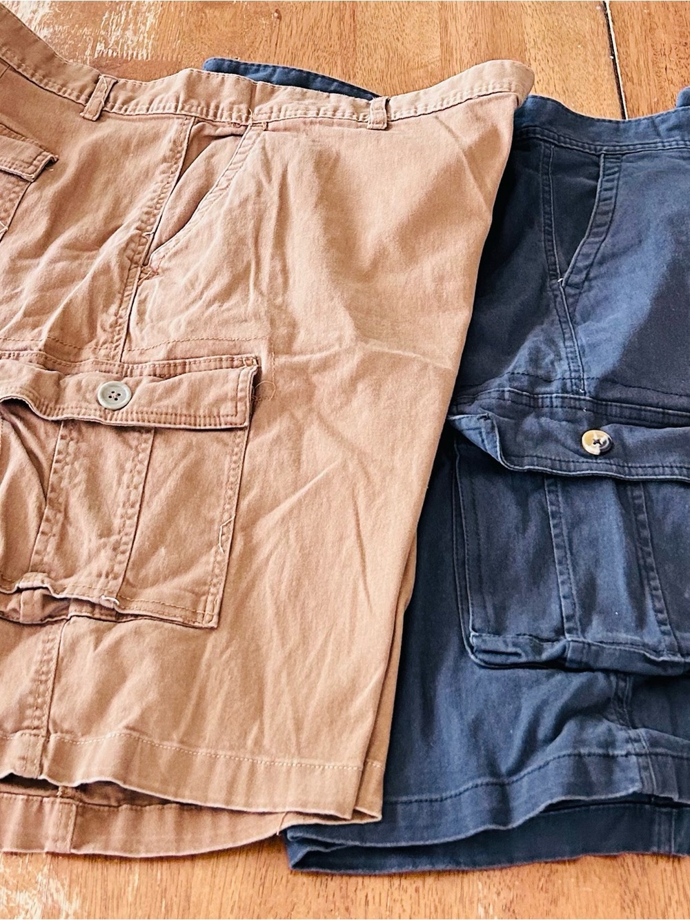 Versatile Cargo Shorts in Tan and Navy — Comfortable Everyday Wear